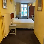 Vidal Hotel