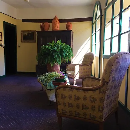 Vidal Отель Сере